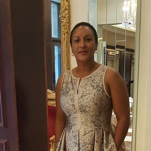 Meet your Posher, Lanell